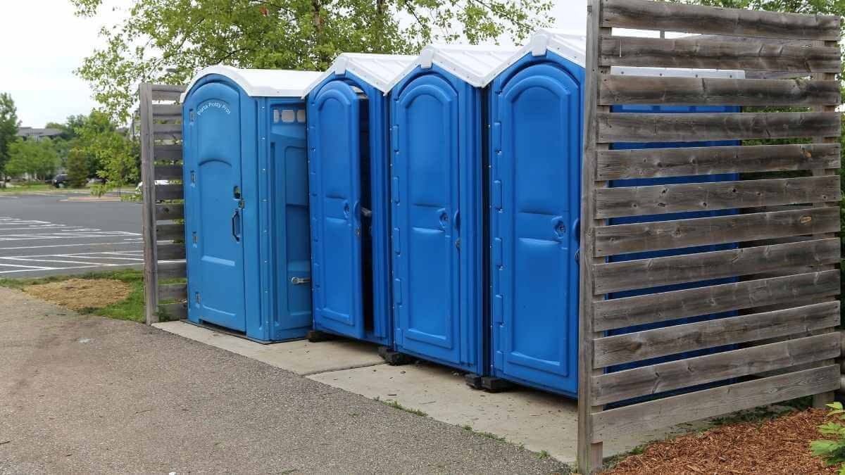 Porta Potty Rental Pros - Reliable Portable Toilet Rentals in Grandview, IN, 47615